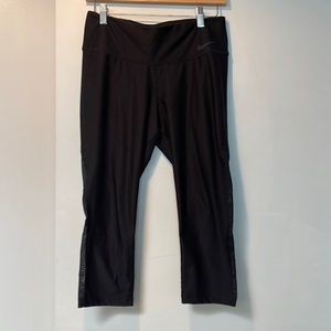 Nike Dri-Fit Crop Leggings